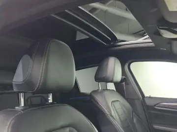 2023 BMW X4 с пробегом 34 133 км