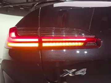 2023 BMW X4 с пробегом 34 133 км