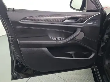 2023 BMW X4 с пробегом 34 133 км