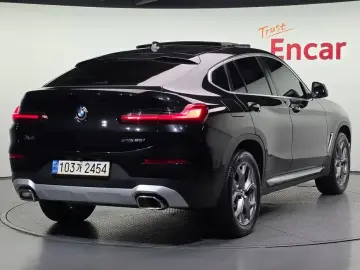 2023 BMW X4 с пробегом 29 387 км