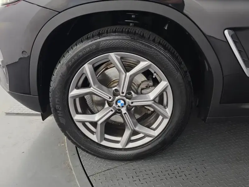 2023 BMW X4 с пробегом 29 387 км