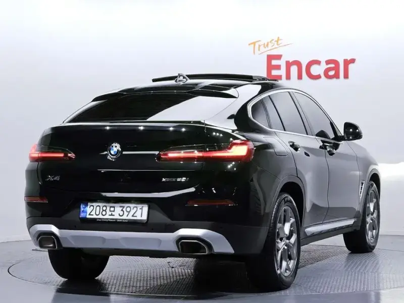 2023 BMW X4 с пробегом 66 878 км
