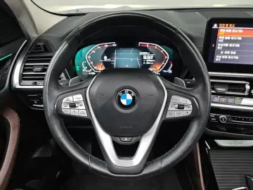 2023 BMW X4 с пробегом 66 878 км
