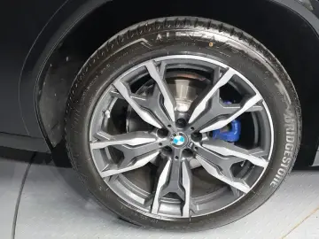 2025 BMW X4 с пробегом 4 510 км