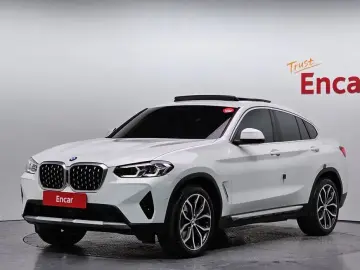 2025 BMW X4 с пробегом 8 768 км