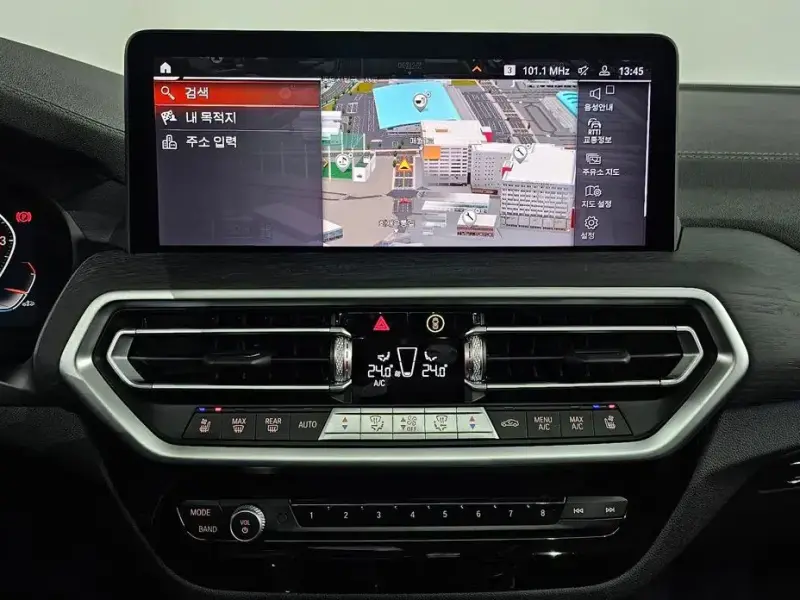 2025 BMW X4 с пробегом 8 768 км