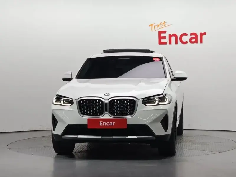 2024 BMW X4 с пробегом 32 638 км