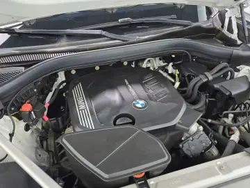 2023 BMW X4 с пробегом 44 727 км