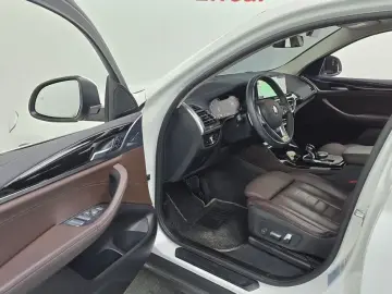 2023 BMW X4 с пробегом 44 727 км
