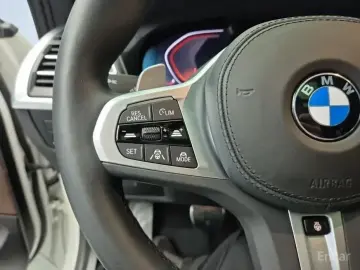 2025 BMW X4 с пробегом 11 122 км