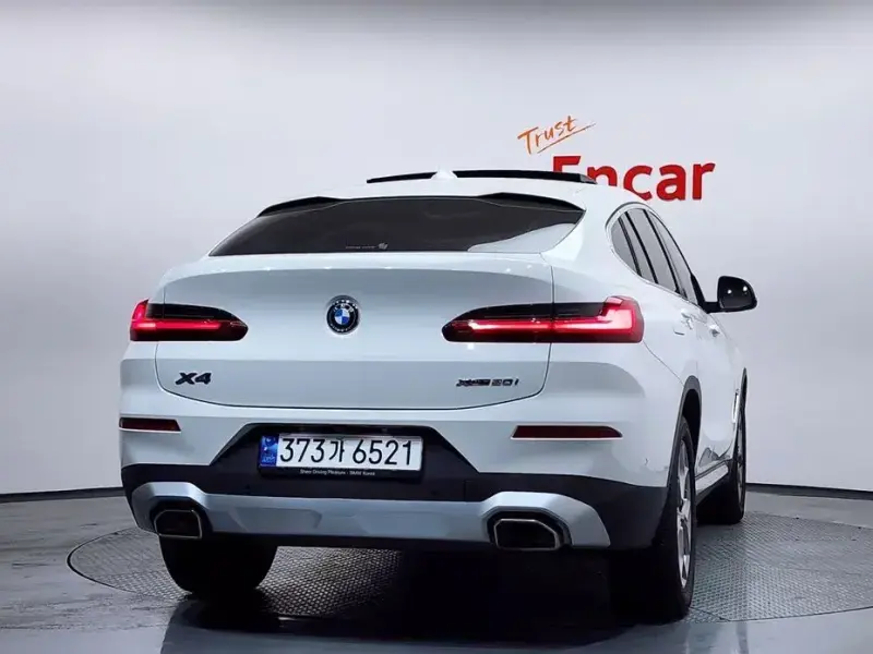 2023 BMW X4 с пробегом 43 750 км