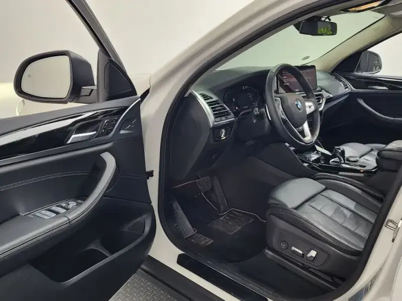 2023 BMW X4 с пробегом 43 750 км