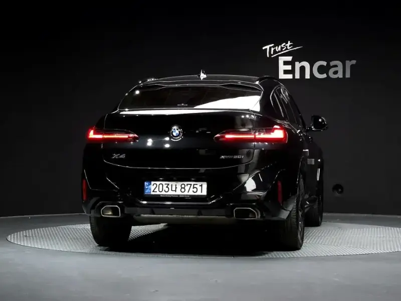 2023 BMW X4 с пробегом 61 452 км