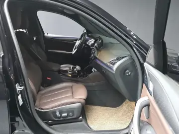 2023 BMW X4 с пробегом 61 452 км