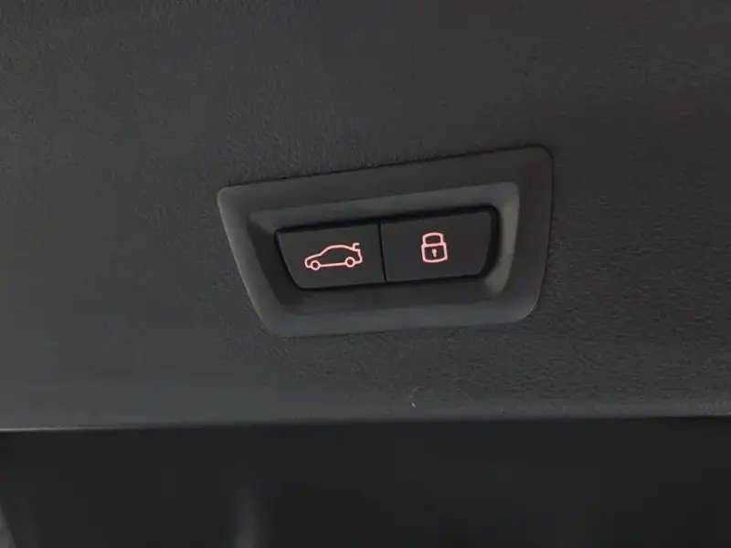 2024 BMW X4 с пробегом 14 082 км