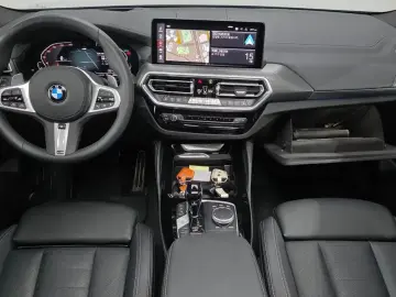 2025 BMW X4 с пробегом 7 061 км