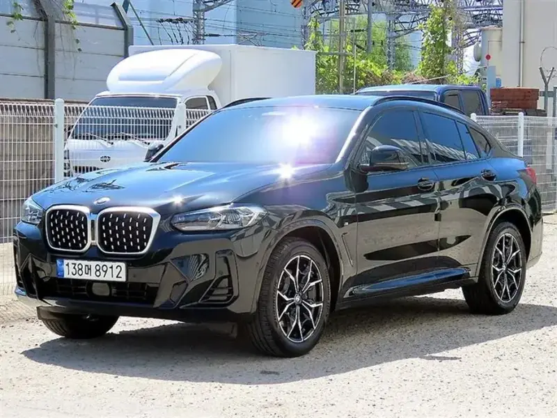 2023 BMW X4 с пробегом 54 185 км