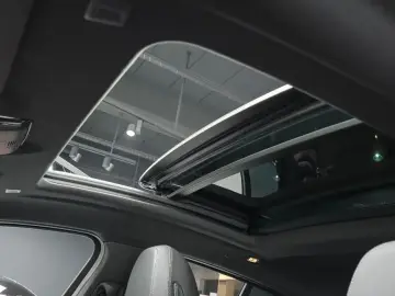 2025 BMW X4 с пробегом 7 061 км