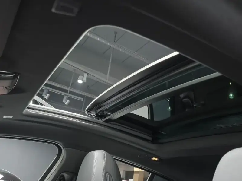 2025 BMW X4 с пробегом 7 061 км
