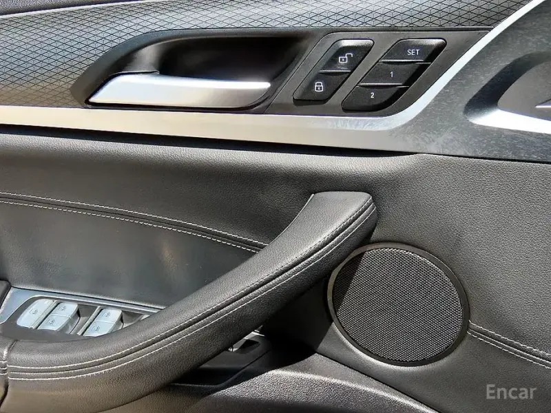 2023 BMW X4 с пробегом 54 185 км