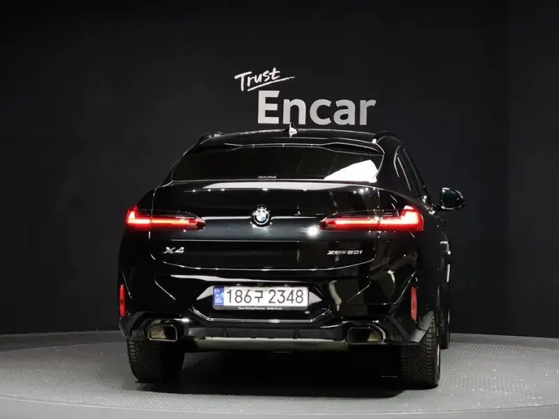 2023 BMW X4 с пробегом 34 160 км