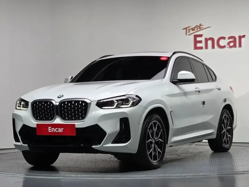 2023 BMW X4 с пробегом 33 770 км