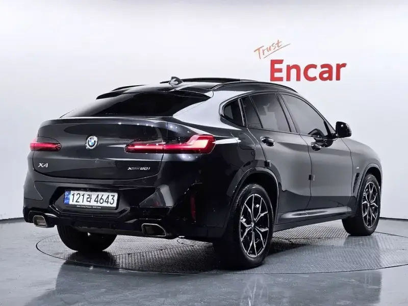 2023 BMW X4 с пробегом 96 994 км