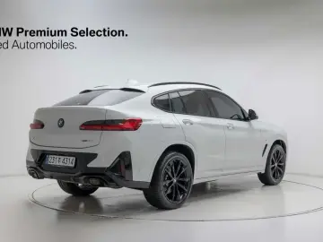 2025 BMW X4 с пробегом 25 830 км