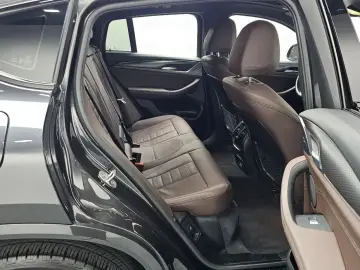 2023 BMW X4 с пробегом 96 994 км