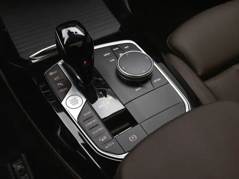 2025 BMW X4 с пробегом 25 830 км