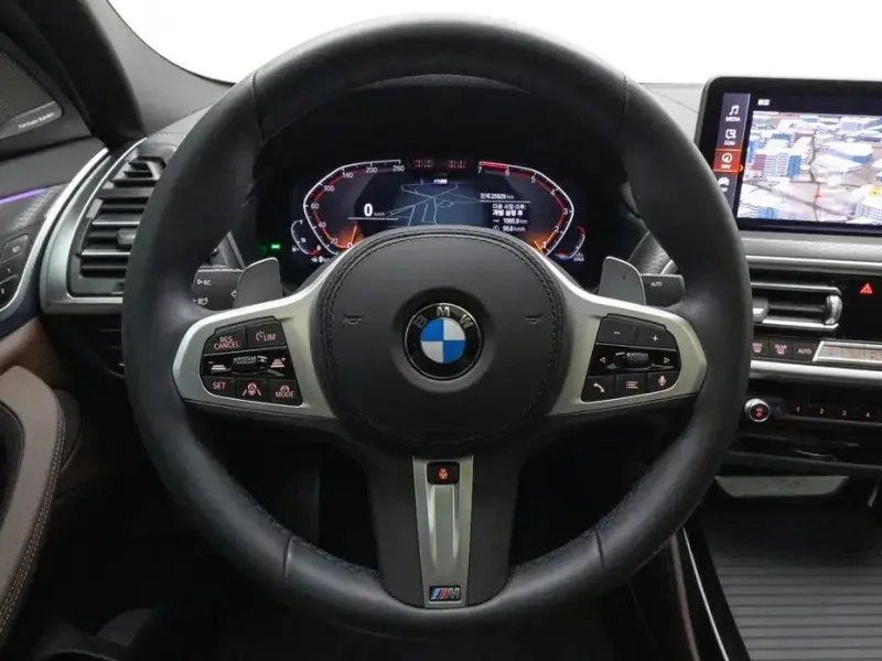 2025 BMW X4 с пробегом 25 830 км