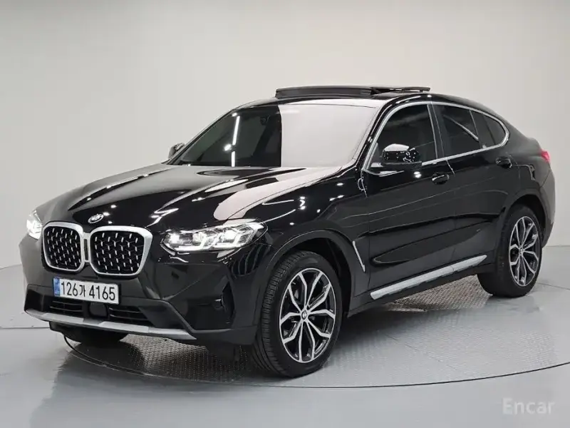 2025 BMW X4 с пробегом 20 126 км