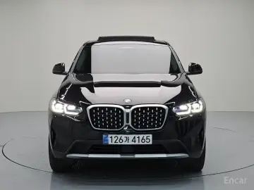 2025 BMW X4 с пробегом 20 126 км