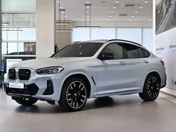 2023 BMW X4 с пробегом 45 595 км
