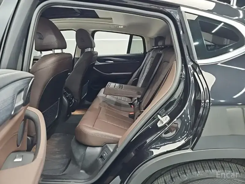 2025 BMW X4 с пробегом 20 126 км