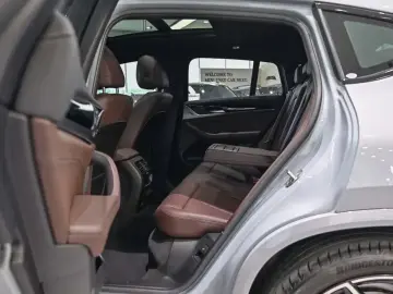 2023 BMW X4 с пробегом 45 595 км