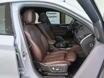 2023 BMW X4 с пробегом 45 595 км