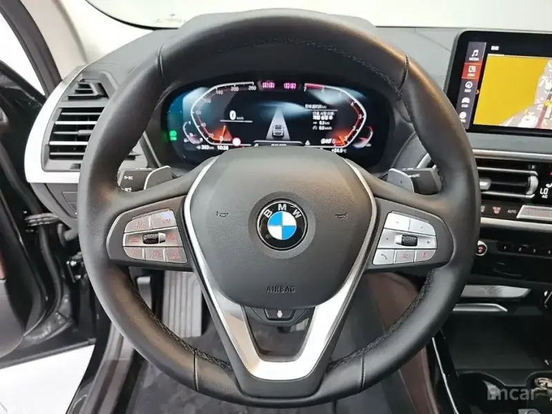 2025 BMW X4 с пробегом 20 126 км