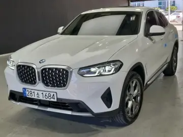 2023 BMW X4 с пробегом 16 903 км