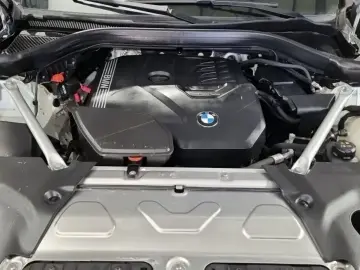 2023 BMW X4 с пробегом 16 903 км
