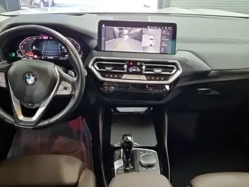 2023 BMW X4 с пробегом 16 903 км