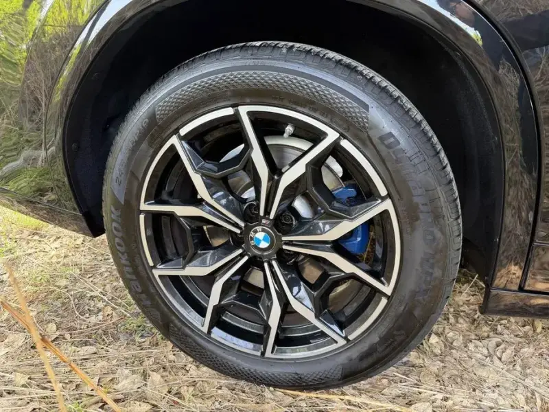 2023 BMW X4 с пробегом 63 000 км
