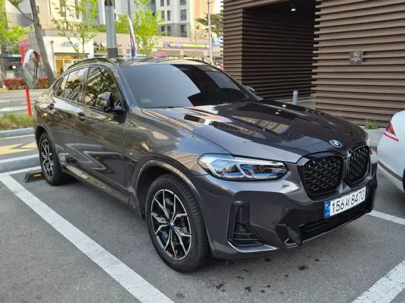 2023 BMW X4 с пробегом 51 086 км