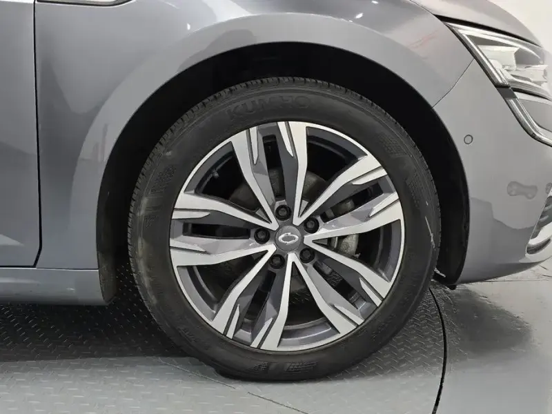 2022 Renault Samsung SM6 с пробегом 46 153 км