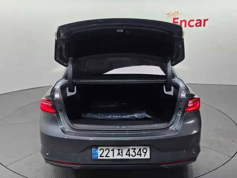 2022 Renault Samsung SM6 с пробегом 52 406 км
