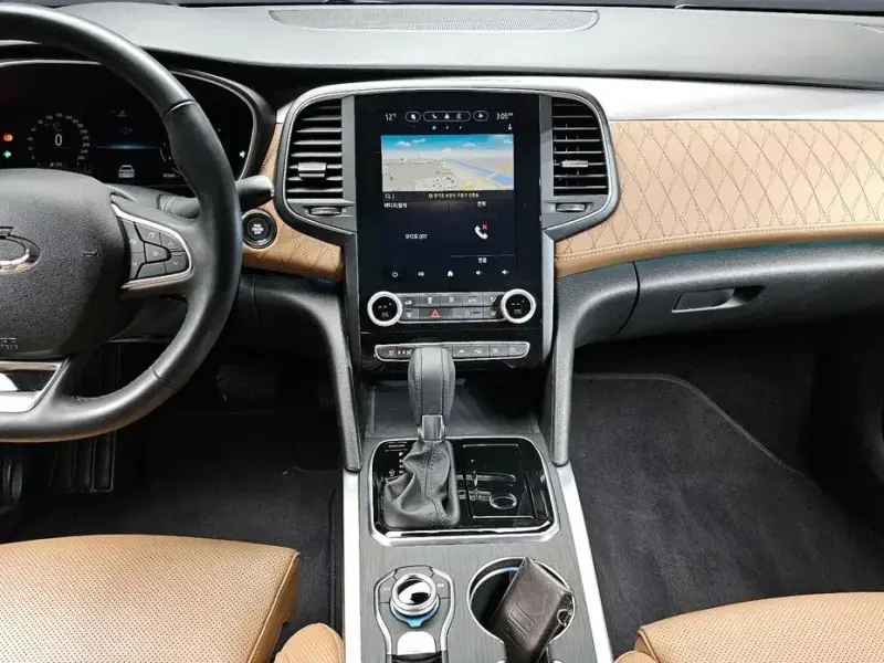 2022 Renault Samsung SM6 с пробегом 45 964 км