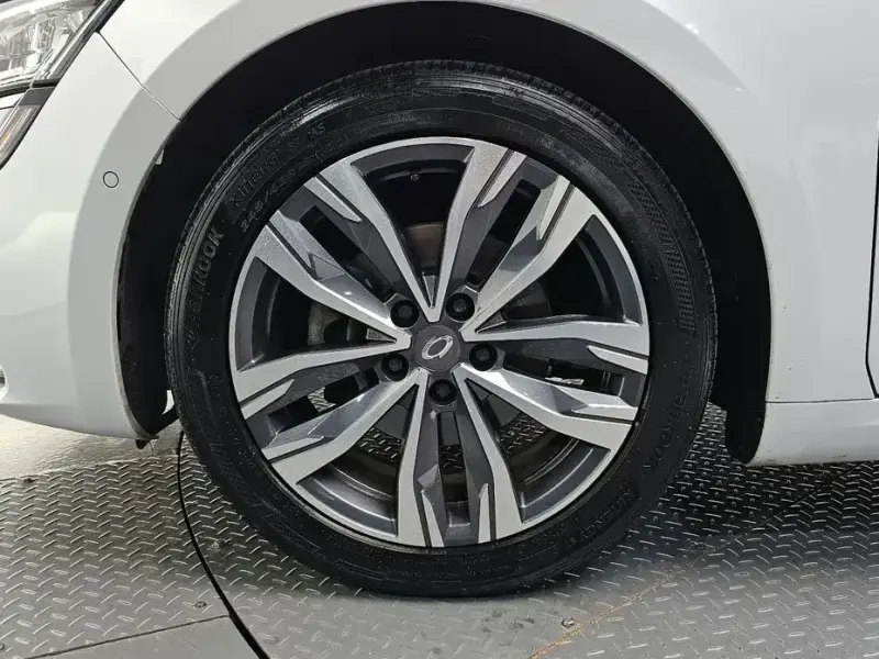 2022 Renault Samsung SM6 с пробегом 107 128 км