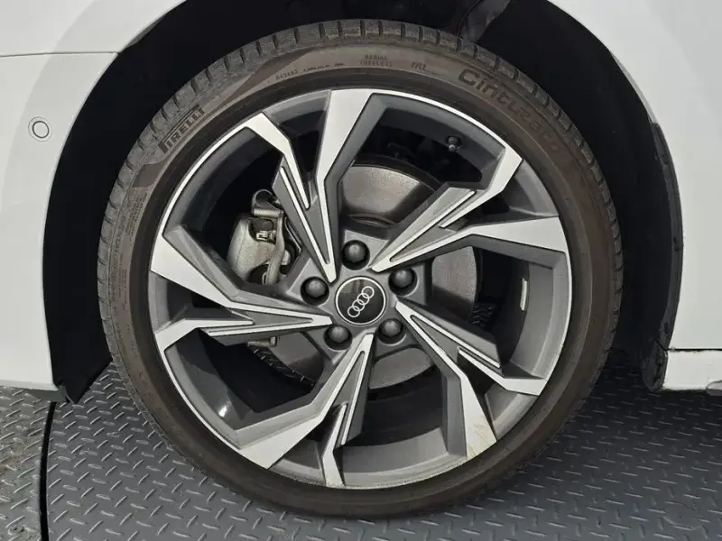 2022 Audi A3 с пробегом 27 210 км