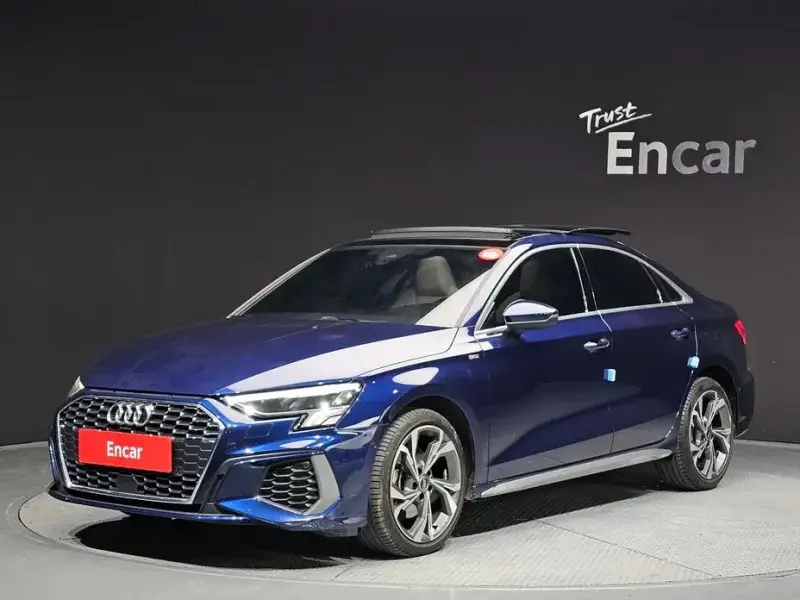 2023 Audi A3 с пробегом 10 411 км
