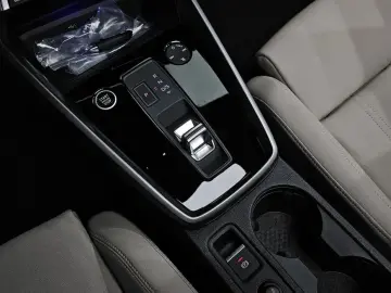 2023 Audi A3 с пробегом 10 411 км